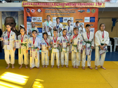 На турнире по дзюдо анапчане завоевали более 20 медалей