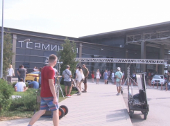 В аэропорту Анапы замечены известные актёры. Снимается сериал