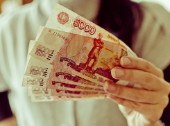 Тулячка, выманив деньги у телефонного знакомого, отправилась в Анапу