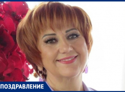 Ирина Кайгородова поздравила коллег с Днём социального работника