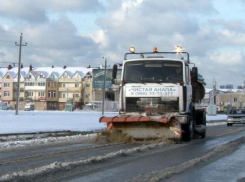 Выпавший ночью снег в Анапе проверил подготовку к зиме коммунальщиков и энергетиков