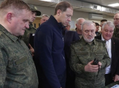 Зампредседатель правительства и первый заместитель министра обороны России ознакомились с разработками технополиса «ЭРА» в Анапе
