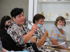 Вода, газ, и набережная – вопросы жителей Варваровки