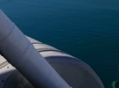 8-летнего пацана и его отца искали в открытом море под Анапой при помощи авиации