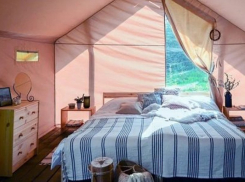 Анапа заняла второе место в топ популярных направлений для отдыха в глэмпингах и кемпингах