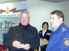 Медалями «За отличие в борьбе с огнем» в Анапе награждали добровольцев