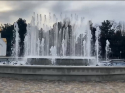 Навстречу весне: в Анапе заработал центральный фонтан