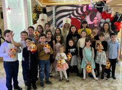 Общество греков Анапы «Горгиппия» поздравляет всех с Новым годом!