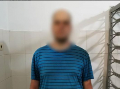 По Анапе разгуливал неадекватный мужчина с ножом