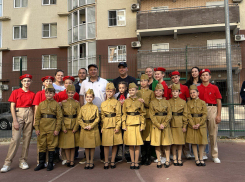 В Анапе семьи военнослужащих провели акцию «Наш дом, наш двор»