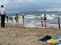 В Анапе утонули два взрослых человека, а в Новороссийске ребенок