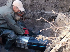 Утечка на водоводе в районе ж/д вокзала в Анапе устранена