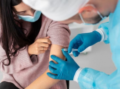 В Анапе продолжается вакцинация от гриппа