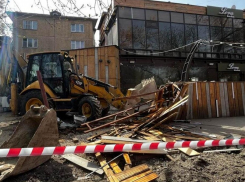 В Анапе снесут шесть летних кафе и полтора десятка торговых точек