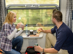 Как питаться вкусно в поезде по пути в Анапу?