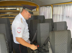 В Анапе полиция проверяет автобусы, перевозящие детей