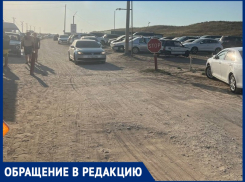 Вместо шлагбаума – цепь: проезд в Благовещенской опять платный