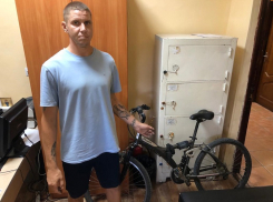 Анапчанин украл у женщины велосипед и был задержан полицией