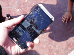 Как в Анапе туристов разводят за разбитый телефон на деньги?