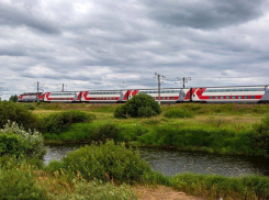 Уже в мае в Анапе начнут курсировать двухэтажные поезда