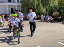 Более 100 детей принимают участие в конкурсе «Безопасное колесо», который проходит в Анапе