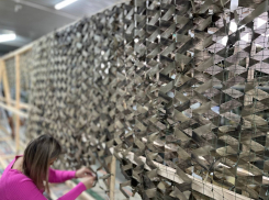 Члены Молодежного парламента приняли участие в плетении маскировочных сетей  