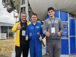 Анапский блогер встретился с действующим космонавтом Андреем Федяевым 