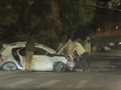 Ночью в Анапе произошло жесткое ДТП - пострадали два человека