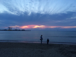 Уехать из Анапы некоторым не позволяют практичность и патриотизм