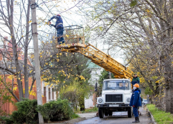 В Анапе без электричества остаются порядка 7 тысяч человек - восстанавливать помогают бригады из других районов