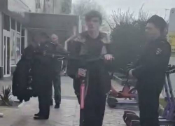 Мать стрелка из Анапы поддерживала патриотические чаты, пока он планировал бойню в техникуме