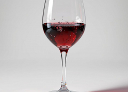 Лицензии на продажу алкоголя в Анапе и Темрюкском районе продлены на 2026 год