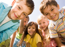 Детские лагеря на море: какой отдых для своих детей во время каникул выбирают современные родители