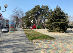 В день веб-мастера в Анапе малооблачно и прохладно