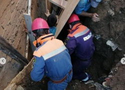 В Витязево под Анапой мужчину засыпало землёй: пришлось вызывать спасателей