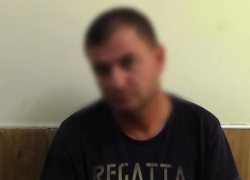 В Анапе мужчина украл из автомобиля туристки из Новосибирска 3,7 млн рублей