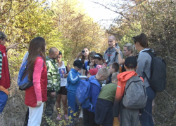 Первоклассники Анапы стали молодыми партизанами: в заповеднике «Утриш» прошла иммерсивная экскурсия