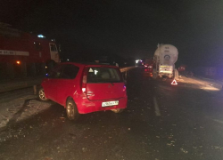 На трассе между Анапой и Краснодаром из-за наледи в ДТП попали сразу 9 автомобилей