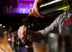 В Анапе могут запретить работу «наливаек» в ночное время