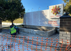 Администрация Анапы обещает обновить памятники к 9 мая