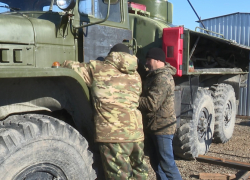 Волонтеры Анапы создали цех по производству брони для военной техники