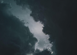 В Анапе прогнозируют сильный ветер, грозу и град