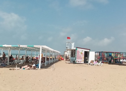 В Анапе шторм и донное течение: купание запрещено