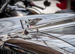 Анапчане не верили, но владельца элитного Бентли и его охранника задержали