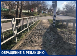 Анапчанка Анастасия Никифорова: "В Варваровке после дождя тротуар становится непроходимым"