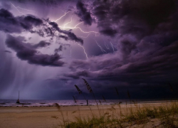 Град и шквалистый ветер могут обрушиться на Кубань