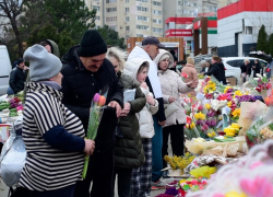 Длинные очереди и многообразие выбора: в Анапе открыты десятки цветочных ярмарок