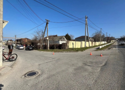 В пригороде Анапы подросток на велосипеде пострадал в ДТП с иномаркой