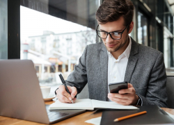 Из требований – только позитивный настрой и желание работать