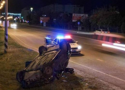 В Анапе на Анапском шоссе серьёзное ДТП, а в районе горели две хозпостройки
